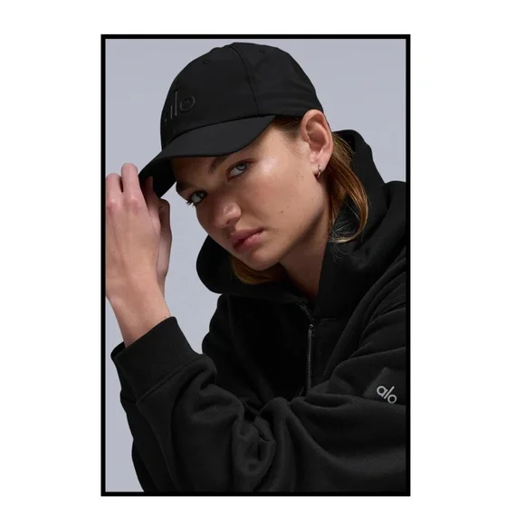 ALO YOGA PERFORMANCE OFF-DUTY CAP NEW WITH TAGS AUTHENTIC